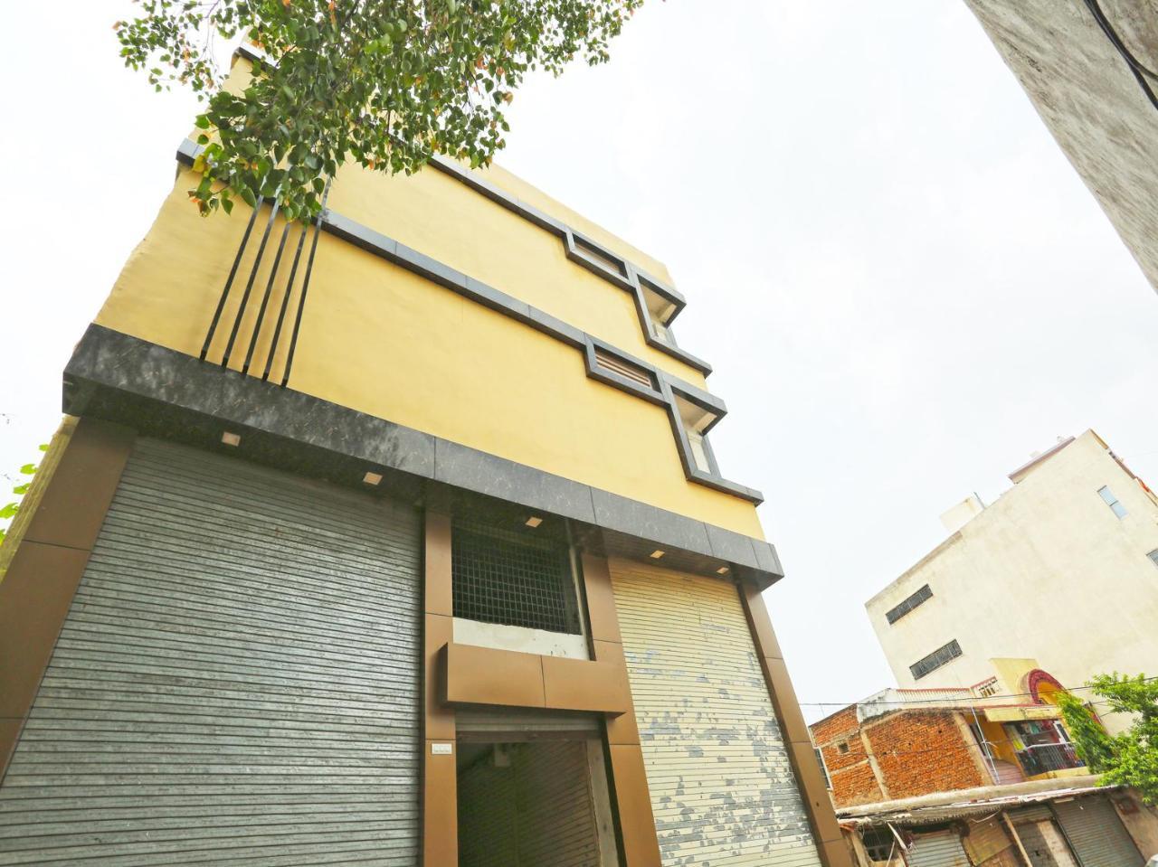 Oyo 16472 Hotel Shree Balram International Rāipur Esterno foto