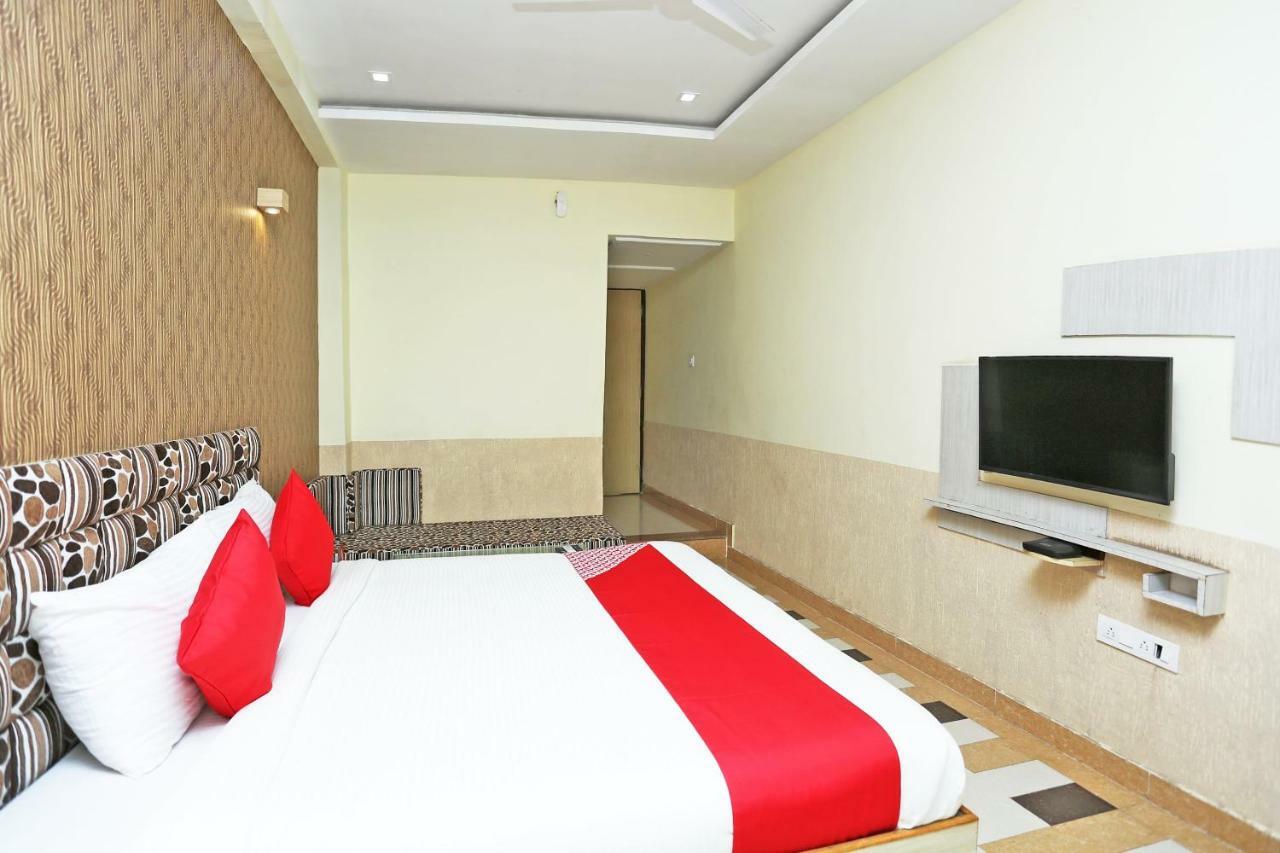 Oyo 16472 Hotel Shree Balram International Rāipur Esterno foto